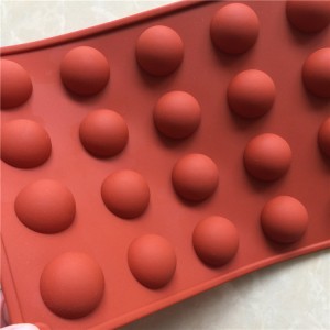 Yongli 24 Dutinová půlkruhová silikonová forma na čokoládu