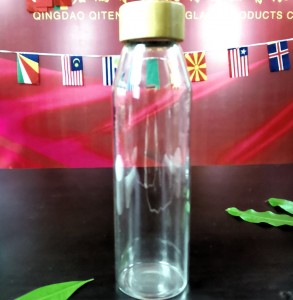 Botella de vidro cristalino de 700 ml (24 oz), botella de zume con tapón de rosca