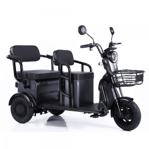 Електричен скутер со три тркала за хендикепирани