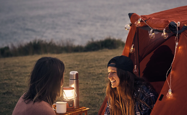 As mellores luces de acampada para calquera aventura ao aire libre en 2023