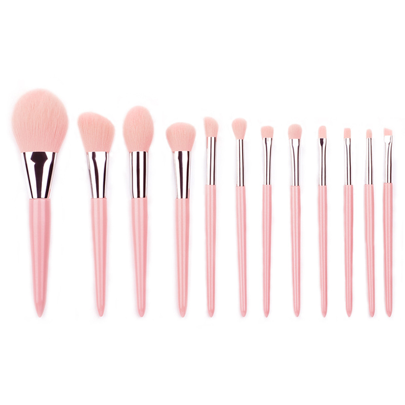 pink makeup brushes