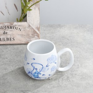 Factory Supplier Handmade Modern Ceramic Cute Rabbit Decal Irregular Handle Gift Mug