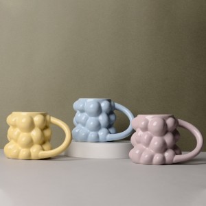 Factory Custom Glaze Cute Creative Grape Shape High Quality Ceramic Latte Mug