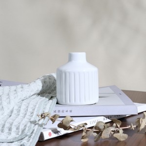 ODM Decoration unikāls keramikas cilindra formas svītrains smaržu aromterapijas pudeles difuzors