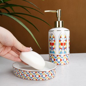 Висококачествен керамичен порцеланов комплект за баня от 4 части, вдъхновен от готика