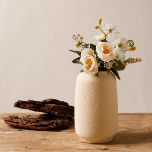 Vaso di fiori in ceramica con decorazione di vasi opachi retrò in fabbrica di ceramica