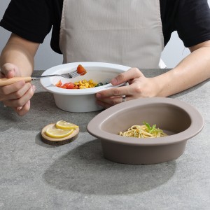 Ročno izdelana glazirana personalizirana keramična skleda za solato v obliki vodne kapljice