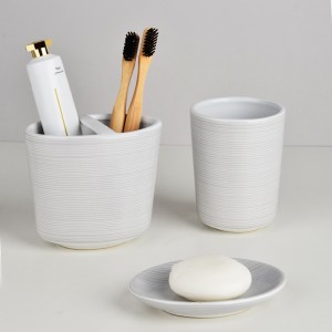Maßgeschneidertes modernes Keramik-Waschraumzubehör Badezimmer-Seifenschalen-Set