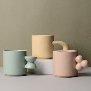 Feme e entsoeng ka letsoho ea Wholesale Tumbler Cups Stacking Ceramic Mug