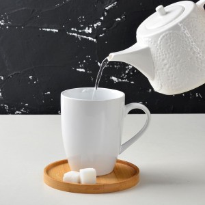 Gamintojo glazūruoti nestandartinio logotipo keraminiai kavos puodeliai, balti