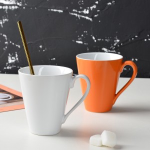 Глазуровані дешеві керамічні стакани для кави від виробника