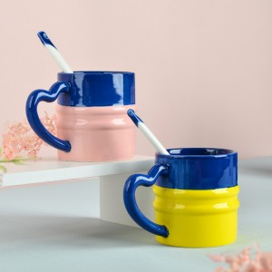 Factory Handmade Proprium Ceramic cor informibus manubrium Coffee Mug Stylishly Designed Straw Tumbler