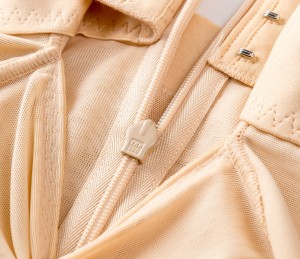Damshorts med hög kompression framstängning med medelhöga bukkontroller underkläder