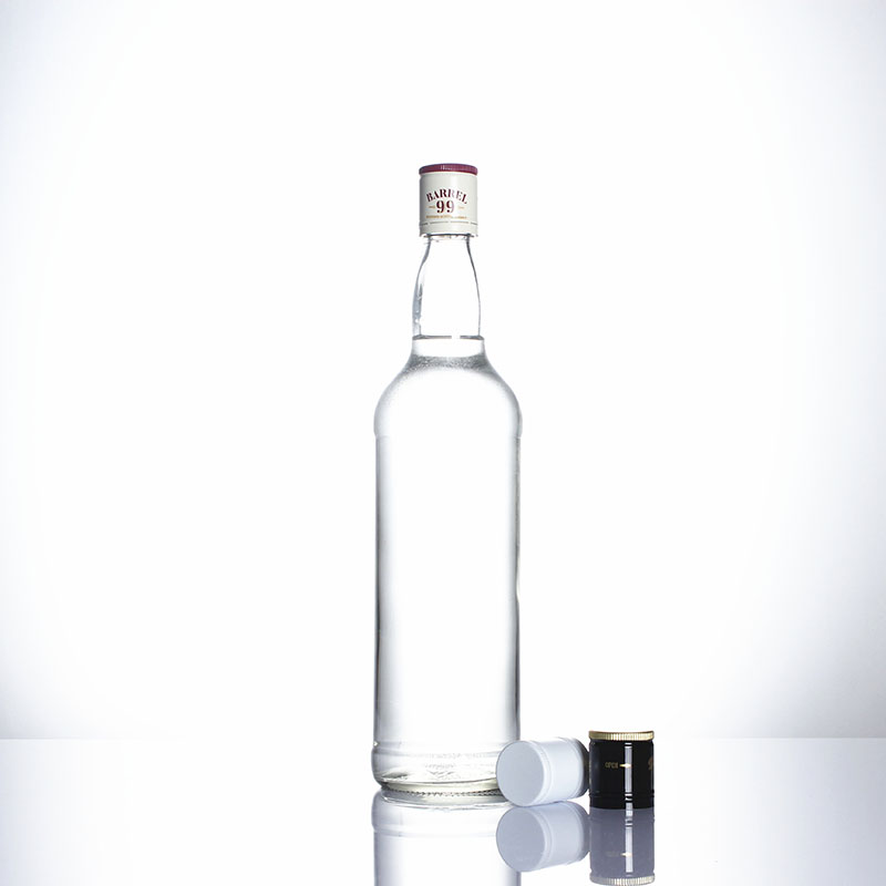 China manufacturer 700ml Empty flint Vodka Rum spirits glass Bottle Liquor Bottle customized logo Featured Image