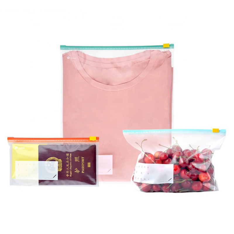 Usage of double zipper bags