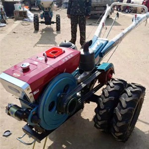 151 šasija staigājošs traktors Pārnēsājama dīsele ar sēdekli Maza lauksaimniecības rokas rotējoša mašīna