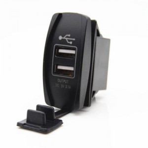Caricabatteria USB per auto Rocker Style 3.1A Presa per caricabatteria per auto Dual USB