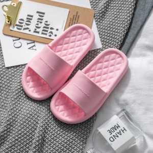Літні домашні прості нові тапочки для жінок у ванній кімнаті протиковзкі домашні сандалі для пар