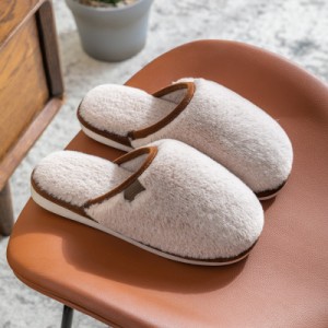 शरद ऋतु और सर्दियों में महिलाओं के कारावास के जूते गर्म शैली के घरेलू युगल इनडोर गैर पर्ची गर्म और आरामदायक सूती चप्पल थोक