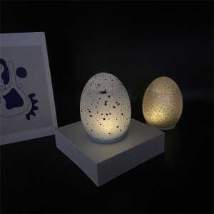 Ukrasni poklon za jaje za Uskrs 2022