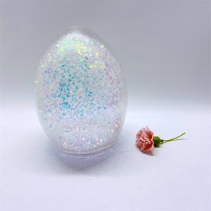 Ornamentet e vezëve të Pashkëve me qelq të furnizuar nga Fabrika