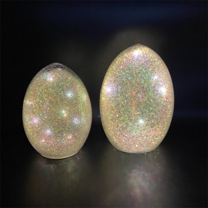 Фабрички испорачани стаклени украси за велигденски јајца