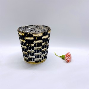 Shandani prej qelqi i prodhuar në Kinë për dekorim në shtëpi