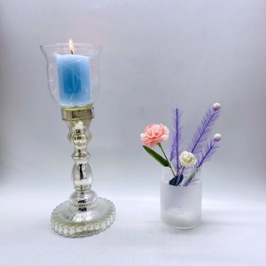 Romantični svećnjak za dekoraciju stola