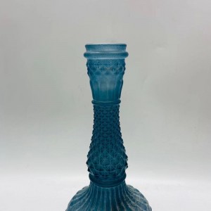 Kovové svietniky vyrobené v Číne na domáce dekoratívne sklenené svietniky