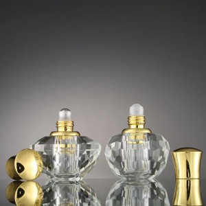 Bottiglia di profumo in cristallo personalizzata