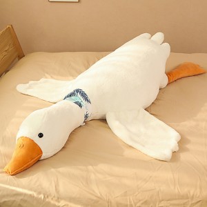 גדול לבן גדול צעצוע אווז ממולא עם צעיף כחול שכיבה כרית שינה בובה נוחה