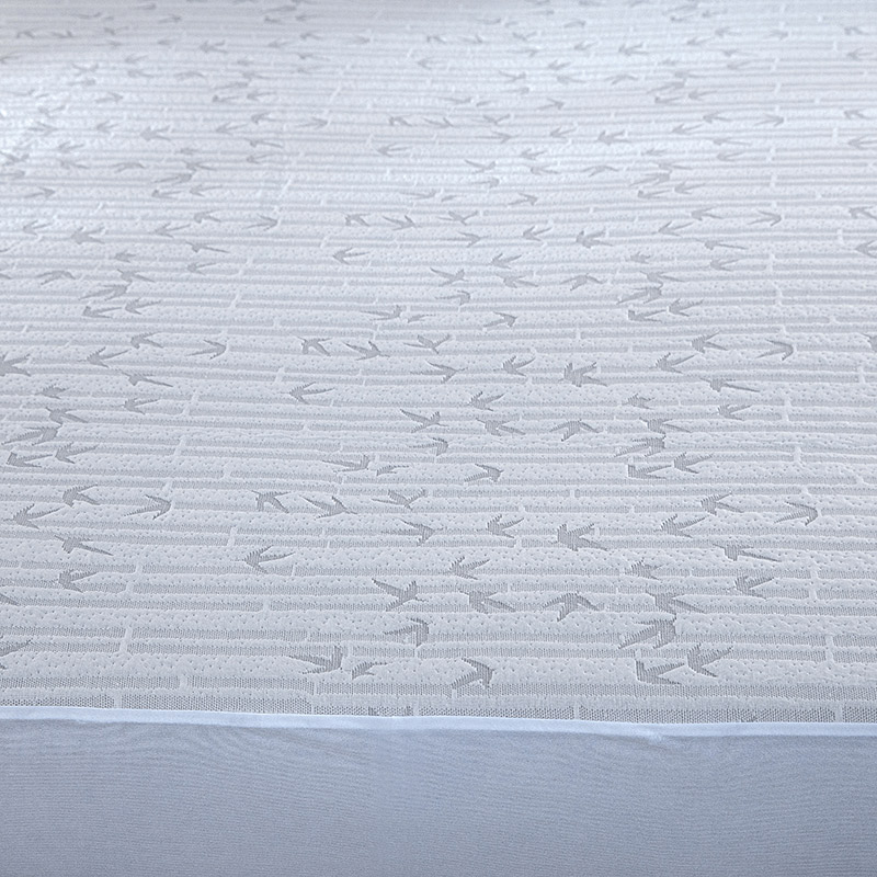 Soft-to-touch comfortable breathable fitted styles natural bamboo waterproof mattress protector