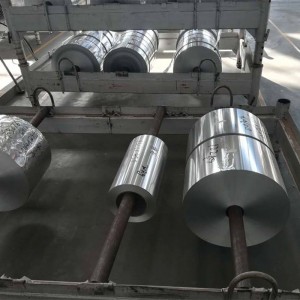 Pvdf Warna Coated Aluminium Coil Kanggo Construction