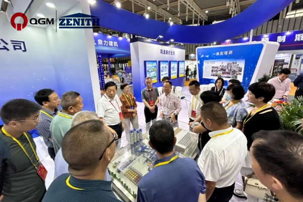 2023 중국 콘크리트 전시회丨Quangong Co.,Ltd 무대 포즈 만들기