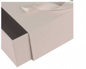 Хэвлэх лого шүүгээний хайрцгийг бариултай картон гулгадаг цаасан хайрцаг