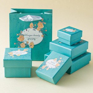 Individuell bedruckte Geburtstagsbox, Geschenk, antike Schmuckschatulle für Schmuck mit Logo