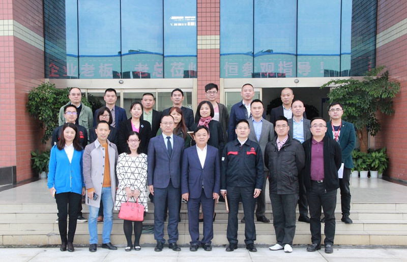 Kekuwatan Zhengheng lan Mutiara tangane ngomong babagan manajemen ramping