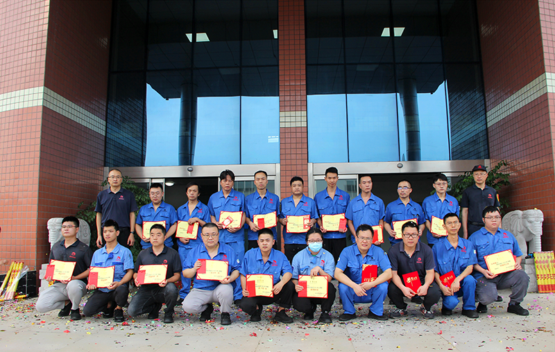 Zhengheng Poweri teise kvartali silmapaistvate töötajate tunnustamise konverents
