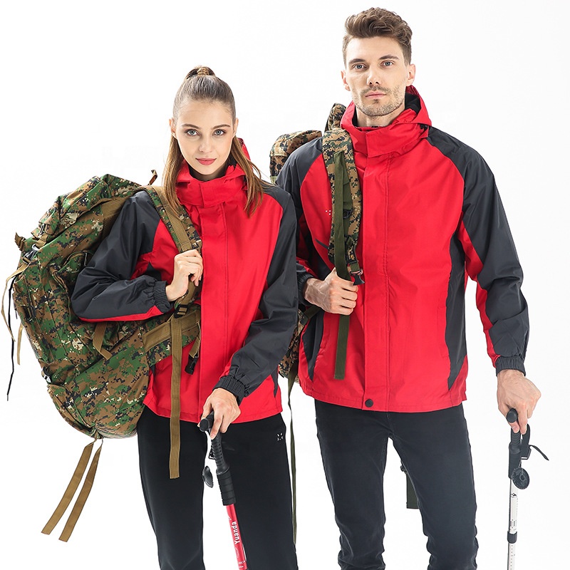 Promotion outdoor lovers couples waterproof jackets unlined sports hiking skiing hooded coats for men women women custom logo