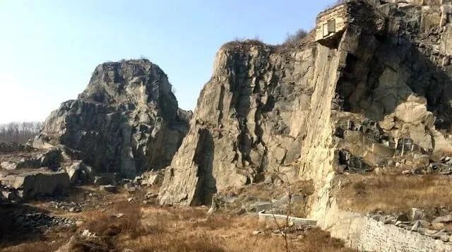 Jinano juodojo granito atsargų vis mažėja