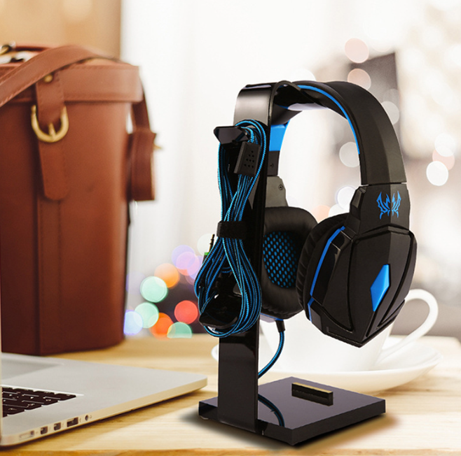 Black Acrylic Headphone Display Stand Featured Image