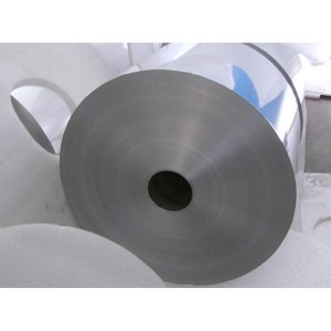 Rolo de papel de aluminio Rolo de papel de aluminio Papel de aluminio desbotable de calidade alimentaria