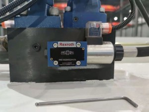 鉄およびアルミ板成形油圧コントローラーシャーリングマシン