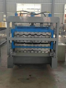 Botou Zhongke Trójwarstwowa maszyna do formowania rolek paneli dachowych / Maszyna do formowania rolek trapezowych przeszklonych paneli dachowych