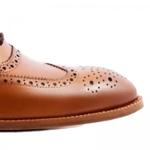 Horúci predaj priedušnej veľkoobchodnej klasickej pánskej formálnej obuvi