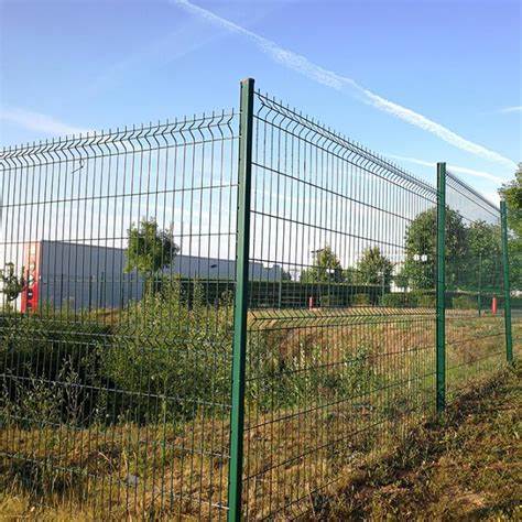 အရည်အသွေးမြင့် OEM ဝန်ဆောင်မှုလုပ်ငန်းသုံး အမှုန့် coated galvanized steel welded curved 3d wire mesh