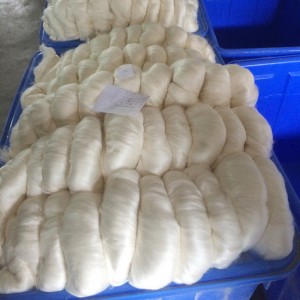 λευκή 100% μουριά απόβλητα silk noil fiber με ανταγωνιστική τιμή MH8001SF