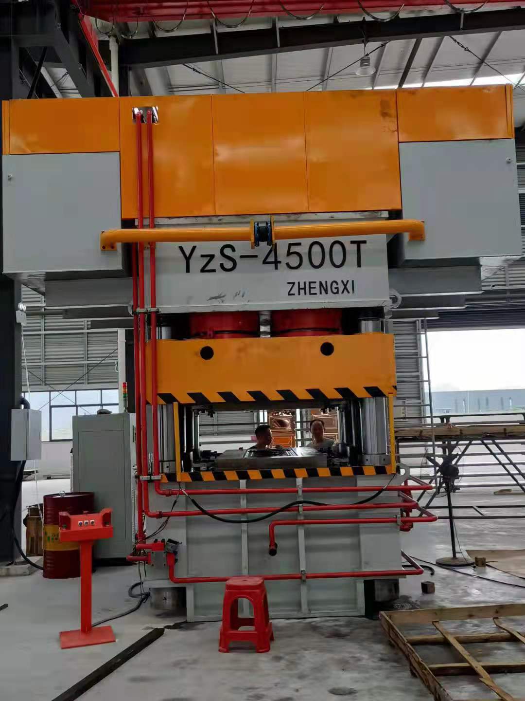 Application of metal sheet door embossing hydraulic press machine