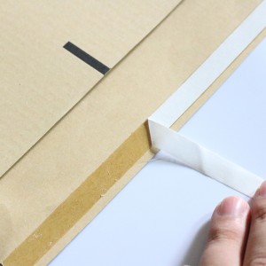 Compostable 100% daur ulang kraft kertas corrugated bantal amplop custom padded mailer
