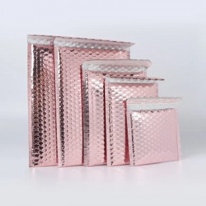 Индивидуално подплатени мехурчета Опаковъчни пликове Многоцветно метално фолио Bubble Mailer